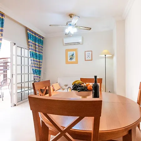 Penthouse En La Playa Del Duque * 阿德耶